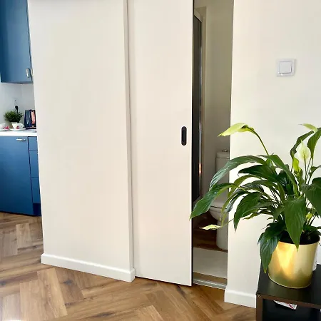 20 M2 Centrum Parking Za Darmo Lägenhet *